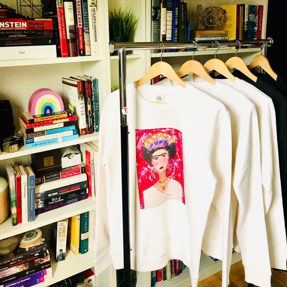 Royalty UNISEX CREWNECK - Picture 1 of 3